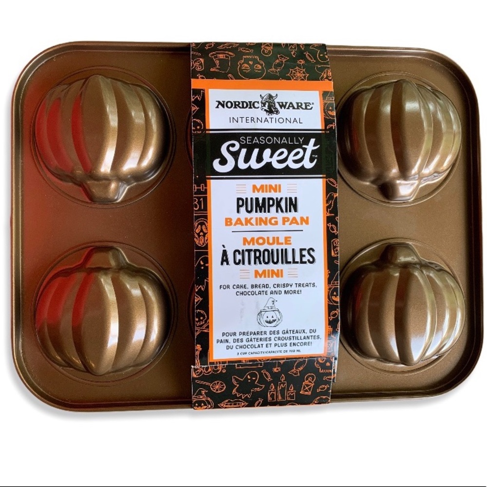 Nordic Ware Mini Pumpkin Baking Pan Halloween Fall